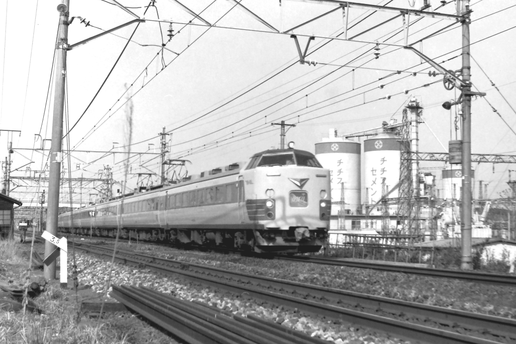 往□戦前☆昭和15年☆昔の古い鉄道写真ネガ☆東北本線・盛岡駅で撮影☆蒸気機関車C5527☆C55セミ判 セール中